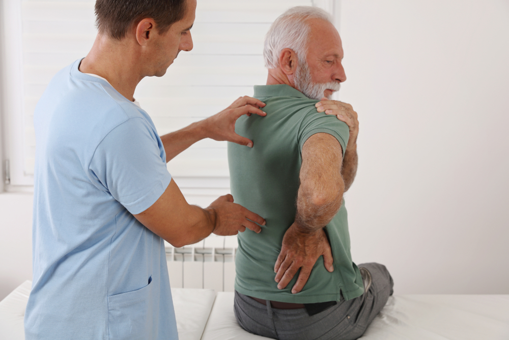 How Spinal Stenosis Affects Your Daily Routine